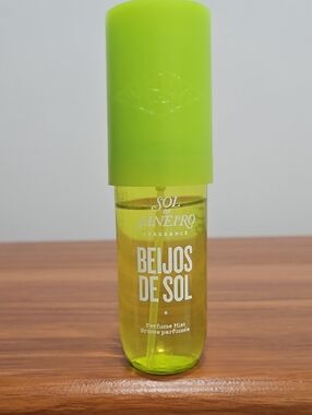 Sol De Janeiro - Limited Edition Peach Skin, Cocunut Milk & Frangipani Petals